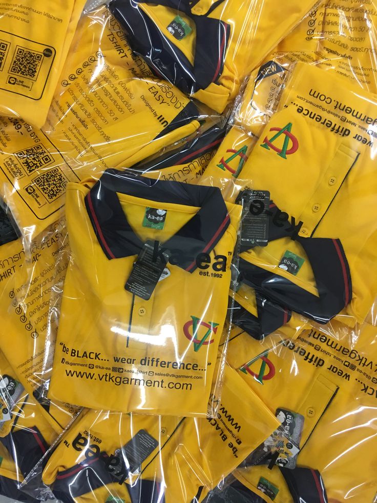 Detail of premium retail staff polo fabric