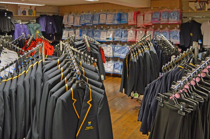 Sustainable Retail Uniforms: The Future of Fashion